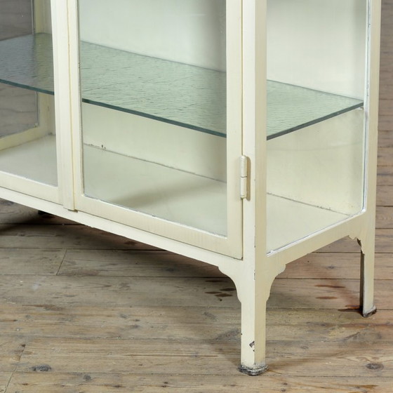 Image 1 of Mobiletto medico in ferro, anni '30