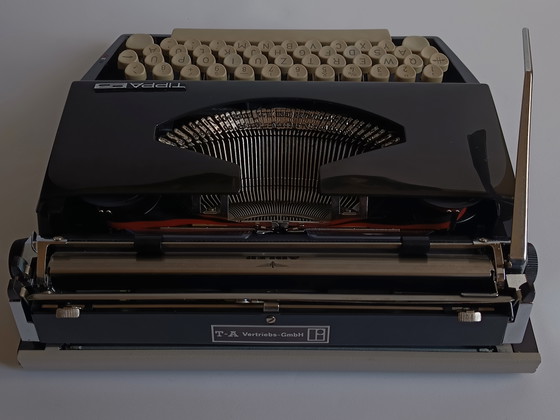Image 1 of Machine à écrire Adler Tippa S restaurée (1971) QWERTZ