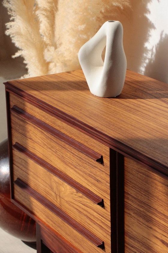 Image 1 of White & Newton Scandinavisch teakhouten dressoir | Vintage design uit de jaren 60