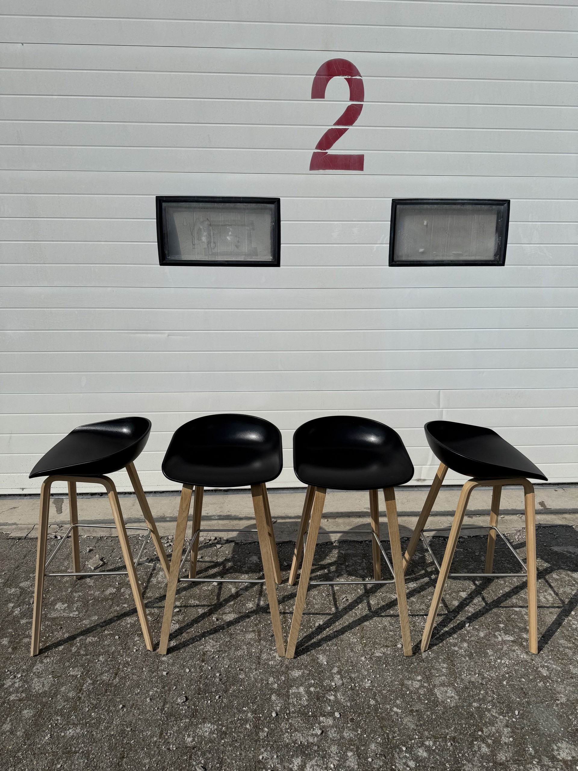 Rey Bar Stool H65 & designer furniture | Architonic