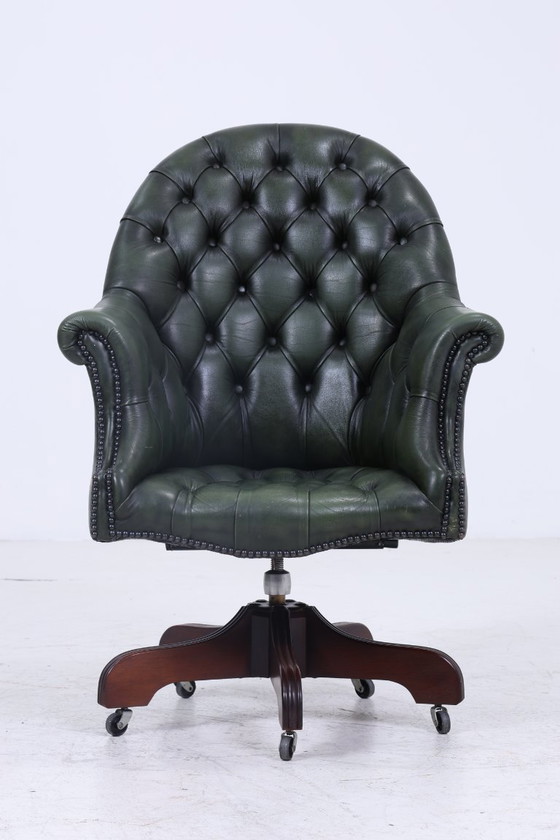Image 1 of Captain Chair fauteuil avec roulettes | cuir vintage Chesterfield fauteuil vert antique #06-47