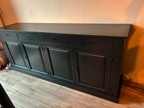 Image 1 of Colonial sideboard Valence