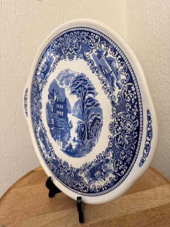 Image 1 of Plat de service Royal Sphinx « Cambridge, Old England » en parfait état