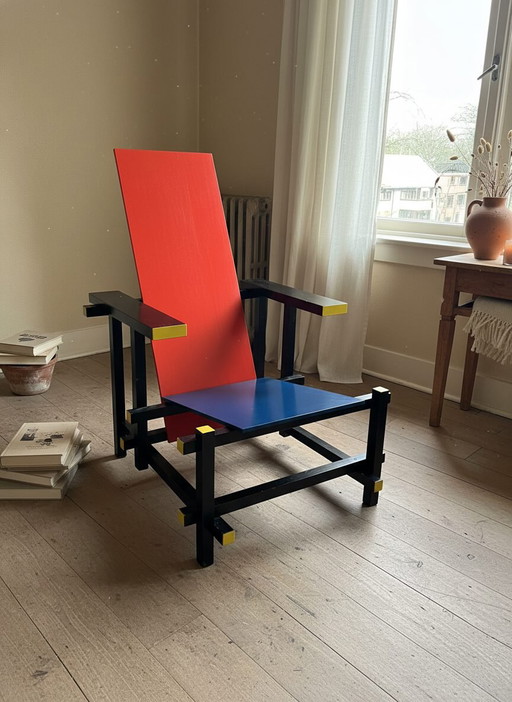 Sedia rosso-blu di Gerrit Rietveld – Replica esatta