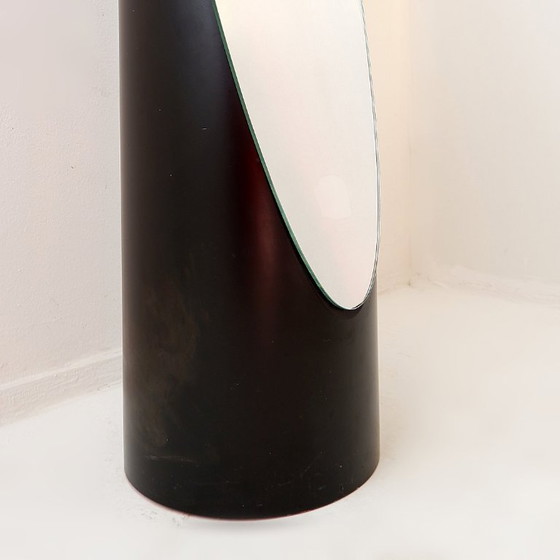 Image 1 of Specchio a figura intera vintage nero a forma di rossetto - anni '80