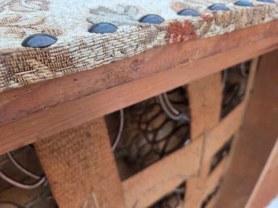 Image 1 of Dänisches 2-Sitzer-Sofa aus den 1950er Jahren, beiger/brauner Möbelstoff, Eichenholz.