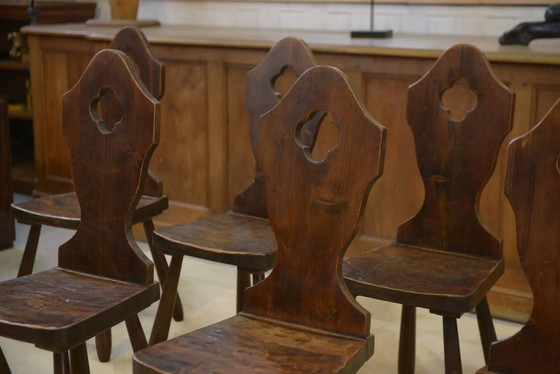 Lot de 8 chaises de monastère années 1950 – Chaises de salle à manger, Bois, Vintage (photo 5 of 11)