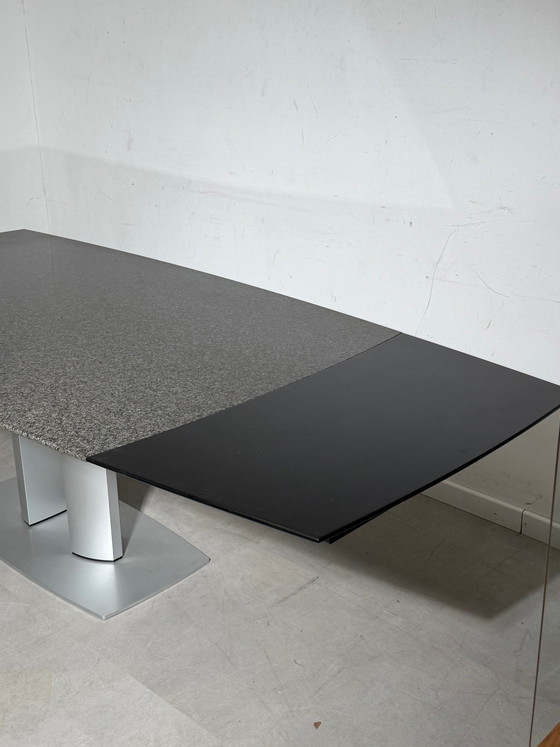 Mesa de comedor extensible Ronald Schmitt G2220/E de Kurt Lenski – Granito – 180–280 x 105 cm (photo 4 of 8)