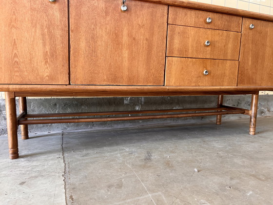 Image 1 of Vintage dressoir in Iroko