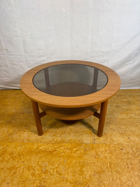 Image 1 of Mid-Century Retro Vintage Round Coffee Table by Schreiber (1960–1970)  A stylish mid-century Scandinavian Design