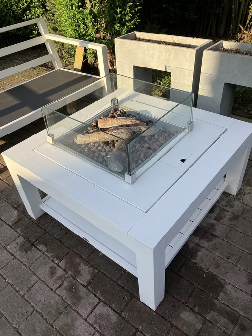 Outdoor fire table for sale