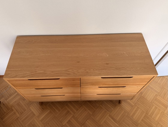 Commode large Jenson de MADE.com – Chêne – Design Tim Fenby – Excellent état – Wood (photo 2 of 5)