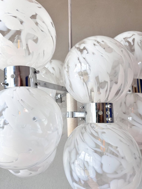 Image 1 of Lampadario vintage di grandi dimensioni Mazegga