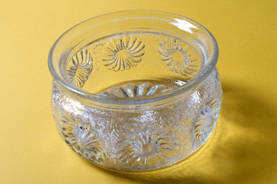 Image 1 of Schale aus Pressglas aus der Mitte des 20. Jahrhunderts: Kvety-Blumenmuster von Pavel Panek / 1973