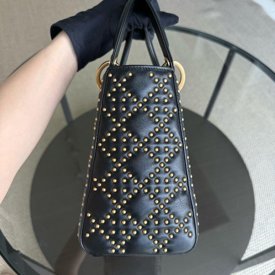 Image 1 of DIOR LADY MEDIUM FLAP - MET STUDS, CANNAGE-PATROON, ZWART, GOUDEN BESLAG