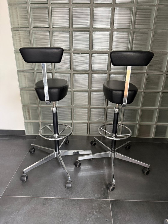 Vitra Perch Chair von George Nelson – Konferenzstuhl, Leather, Metal (photo 3 of 13)