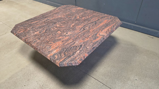 Image 1 of Grote vintage granieten salontafel van Belgochrom, jaren 80.