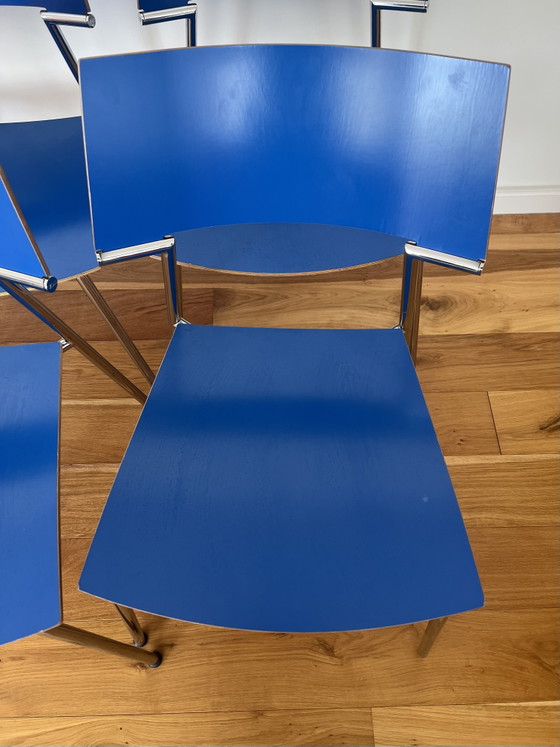 10 sedie impilabili Gijs van der Sluis Quasi Stacking Chairs, colore rosso/blu, laminate con struttura (photo 3 of 15)