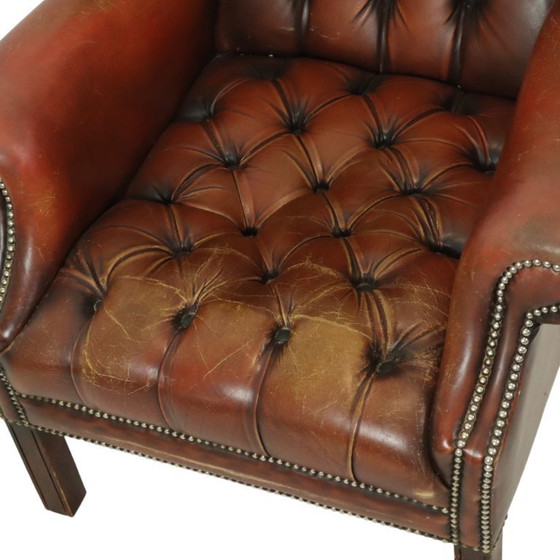 Image 1 of Oude Chesterfield Zetel Bruin Leder