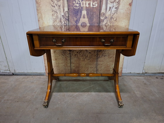 Image 1 of Classic Helden drop-leaf side table, coffee table, sidetable, ladies' desk, dimensions: 85/133x60m and 75cm high.