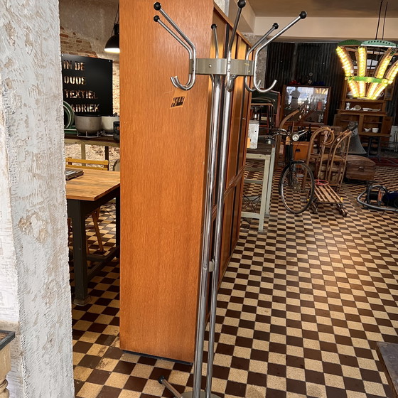 Image 1 of Docteurs roldeurkast