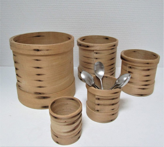 Image 1 of cinq boîtes gigognes bois patiné vintage