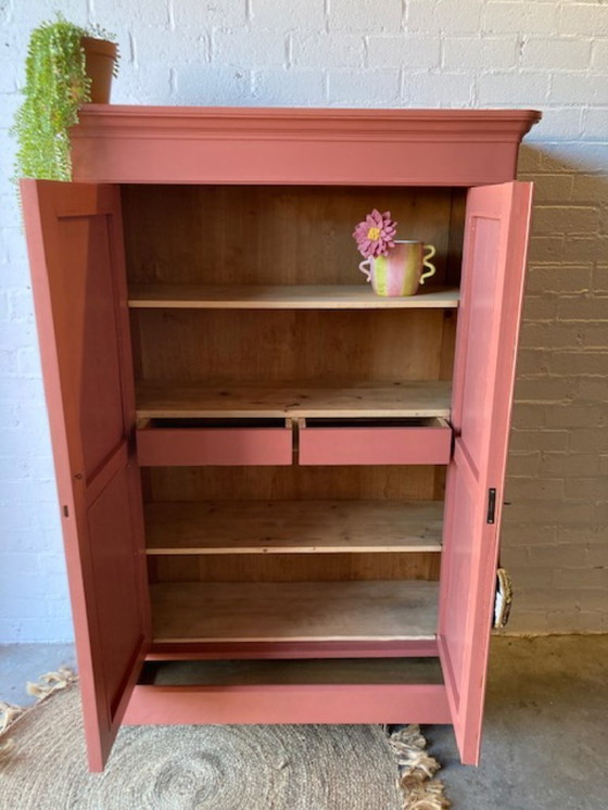 Image 1 of Antiker Porzellanschrank, Kleiderschrank, Kinderzimmerschrank, Spielzeugschrank