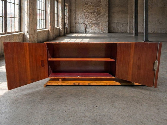 Image 1 of Sideboard/Schrank aus Walnussholz im Art-déco-Stil, 1930er–1940er Jahre, Mitteleuropa