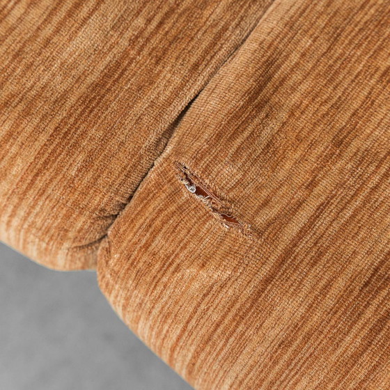 Image 1 of DIVANO 3 POSTI IN TESSUTO A COSTE ANNI ’70 VINTAGE MODERNARIATO