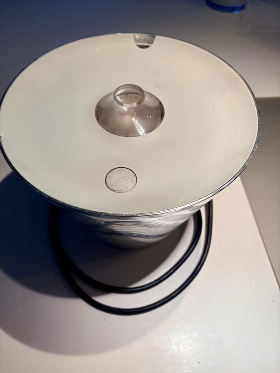 Rotaliana MultiPot+ – Italian design – LED table lamp & multifunctional charging station – Plastic (photo 4 of 7)