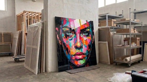 XXL Uitvoering Female Expressive Color 6 mm Acrylglas 150x150 cm | 6 mm | Pop Art