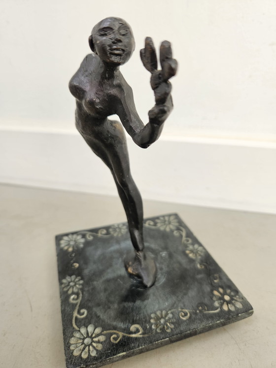 Image 1 of Vintage Bronzen beeld "Dansende Liefde" 