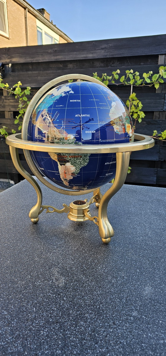 Image 1 of Globo de piedras semipreciosas de lapislázuli