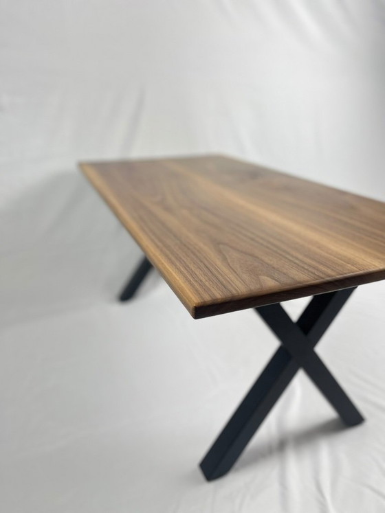 Couchtisch aus geräuchertem Walnussholz – Couchtische, Metal, Wood (photo 9 of 9)