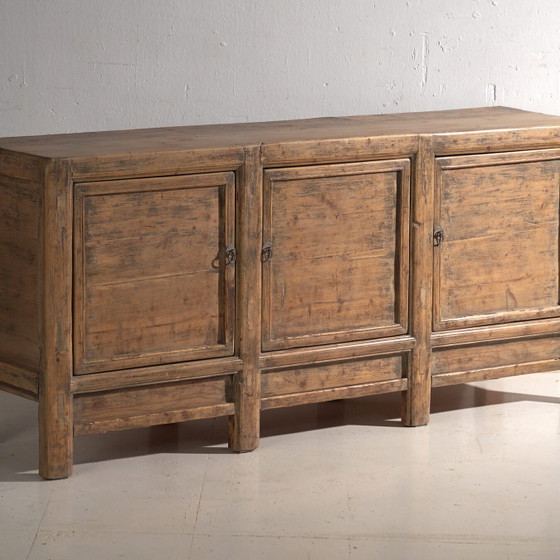 Credenza antica a tre ante in legno di pino – Cina, circa 1900 – Credenze con vetrina, Iron (photo 4 of 40)