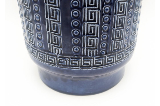 Image 1 of Vaas uit de jaren 70, model 645/30.