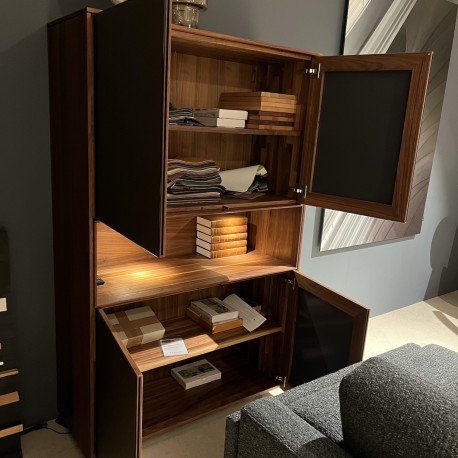 Image 1 of Credenza alta Filigno