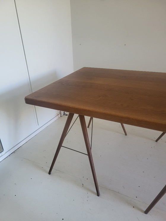 Image 1 of Table à manger en bois massif