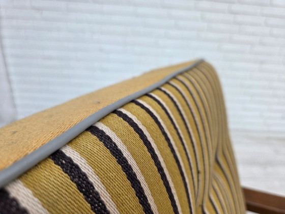 Dänischer Sessel aus den 1960er Jahren, Möbelwolle, Buchenholz – Wood, Wool (photo 6 of 17)