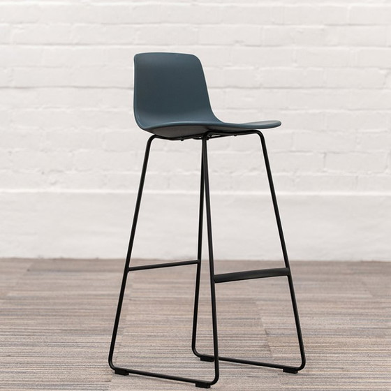 Image 1 of Enea Lottus High Sledge Barhocker