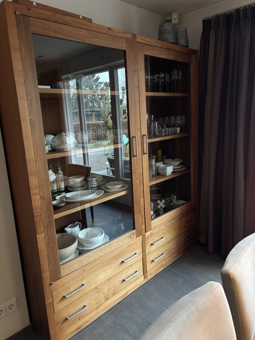 Servieskast notenhout