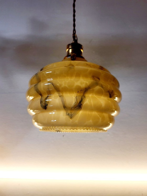 Image 1 of Art Deco Opaline Glazen Hanglamp, Gemarmerd, Messing, Jaren 1930