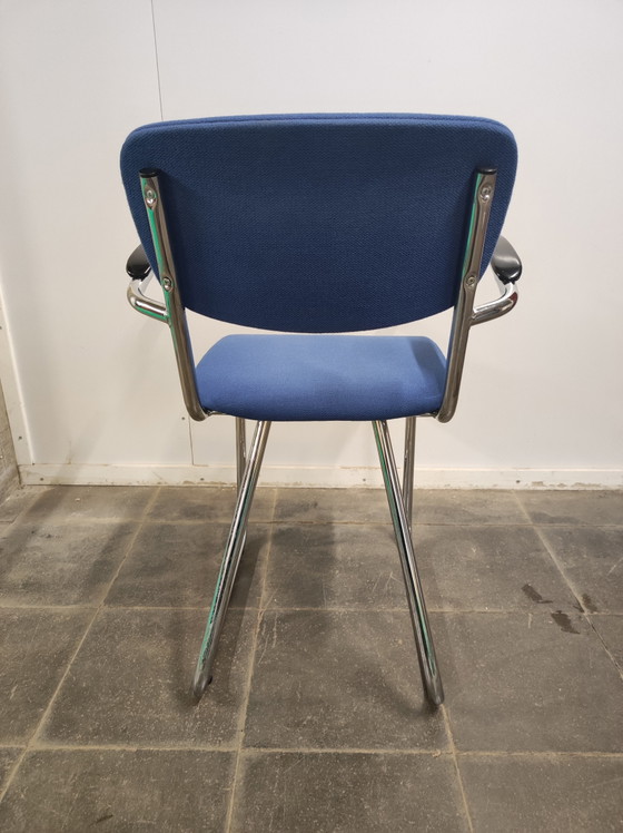 Gispen - Silla con estructura tubular Ahrend De Cirkel – Sillas de comedor, Metal, Plastic (photo 4 of 6)