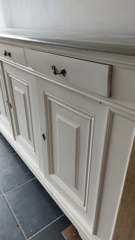 Authentic cabinet