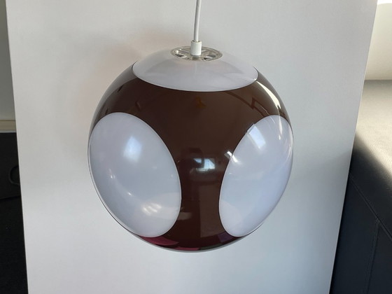 Lampada Space Age Massive Bug Eye, Modello Sfera Marrone, Vintage, Retro, Lampade a sospensione, Plastica (foto 2 di 10)