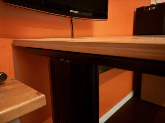 Image 1 of Bureau met ladeblok