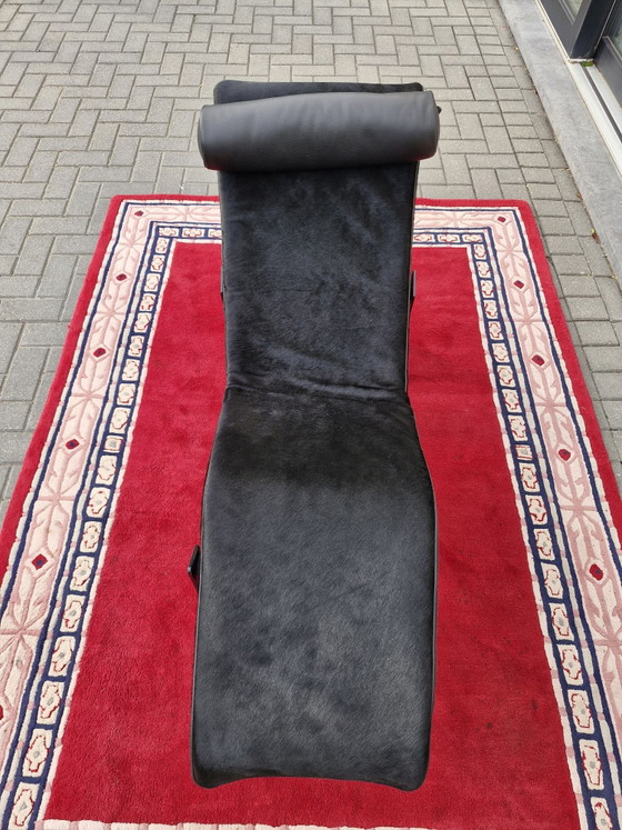 Original Cassina LC4 Chaise Longue, Full Black Pony, Mint Condition!, Armchairs, Chrome, Leather (photo 2 of 15)
