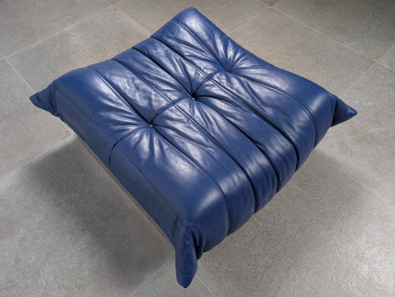Image 1 of Michel Ducaroy Ligne Roset Blauw Leer Togo Ottomaanse Frankrijk jaren 80