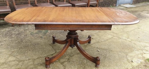 RAC Royal antiek eetkamer hangoren tafel