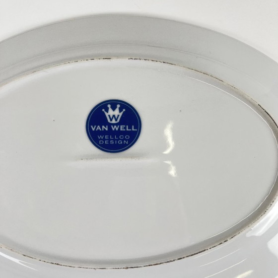Image 1 of Piatto ovale in porcellana Van Well con bordo geometrico multicolore, 1980